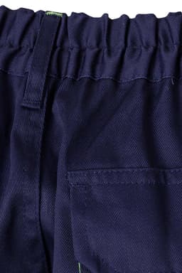 Pantalón bicolor multibolsillos