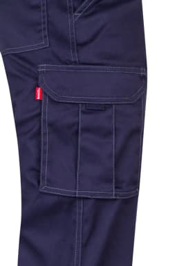 Pantalón stretch multibolsillos