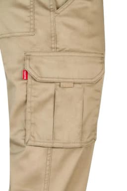 Pantalón stretch multibolsillos