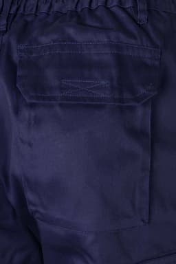 Pantalón forrado multibolsillos