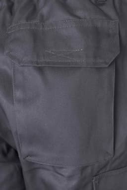 Pantalón forrado multibolsillos