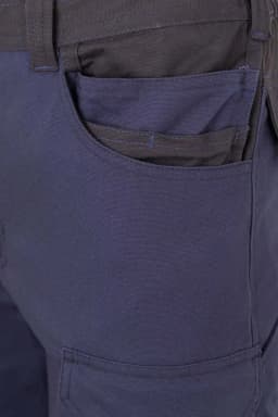 Bermudas canvas stretch bicolor con bolsillos flotantes