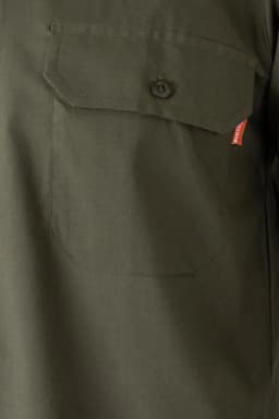 Camisa con galoneras manga larga