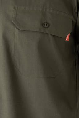 Camisa con galoneras manga larga