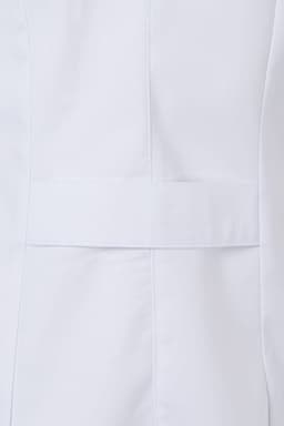 Bata semientallada manga corta mujer