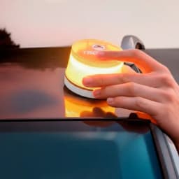 LUZ DE EMERGENCIA HOMOLOGADA V16 GEOLOCALIZADA