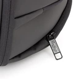 MOCHILA SEMIRIGIDA "HOFMAN"